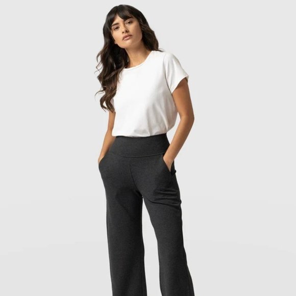 Women's Gray Wide-Leg Pants - Picture 1 of 6